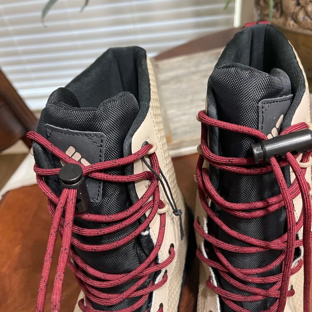 Columbia Hyper-Boreal Omni-Heat Snow Boots Waterproof
